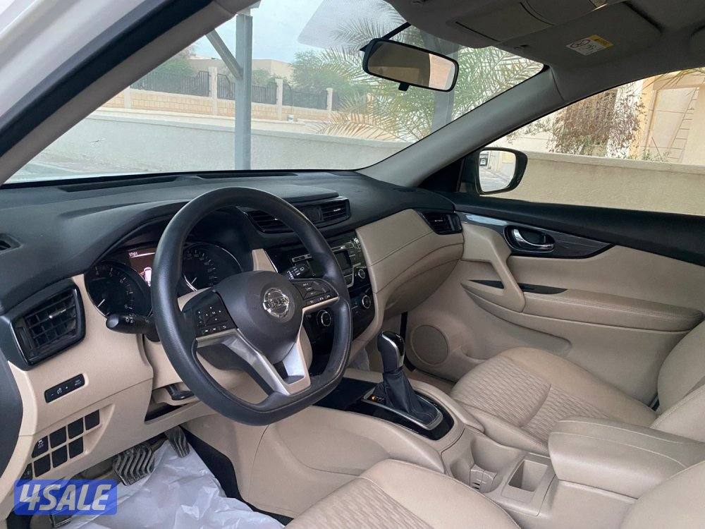 نيسان اكس تريل 2018 صبغ الوكاله عداد125 الف سيرفس منتظم وارد الوكاله5