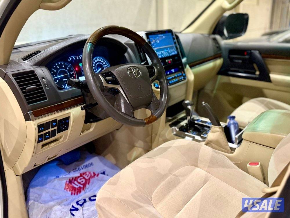 لاند كروزر 20176