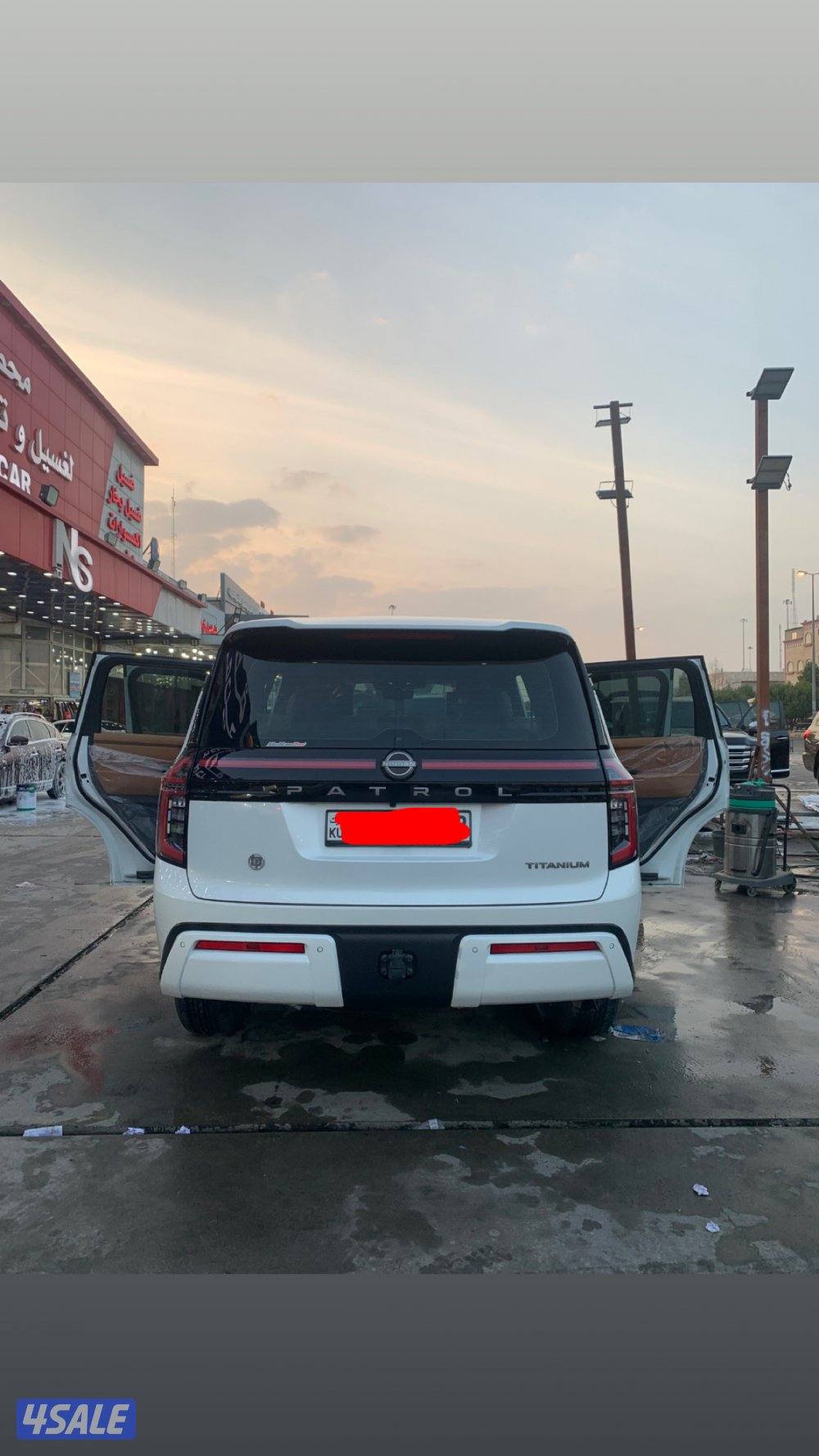 نيسان تيتانيوم1