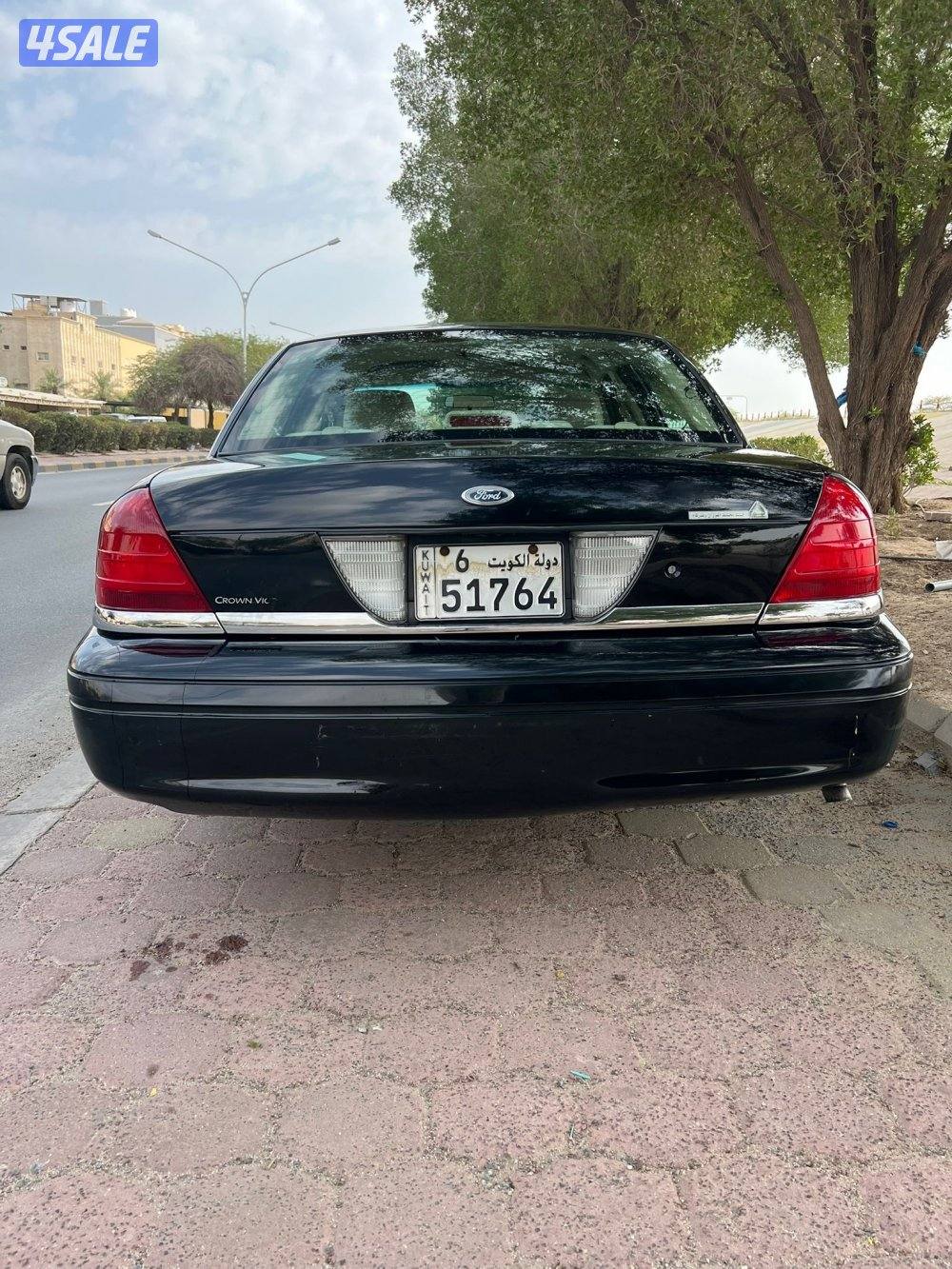 فكتوريا 2012 بحالة الوكالة شرط الفحص كامل اذا فيه شي الفحص علي2