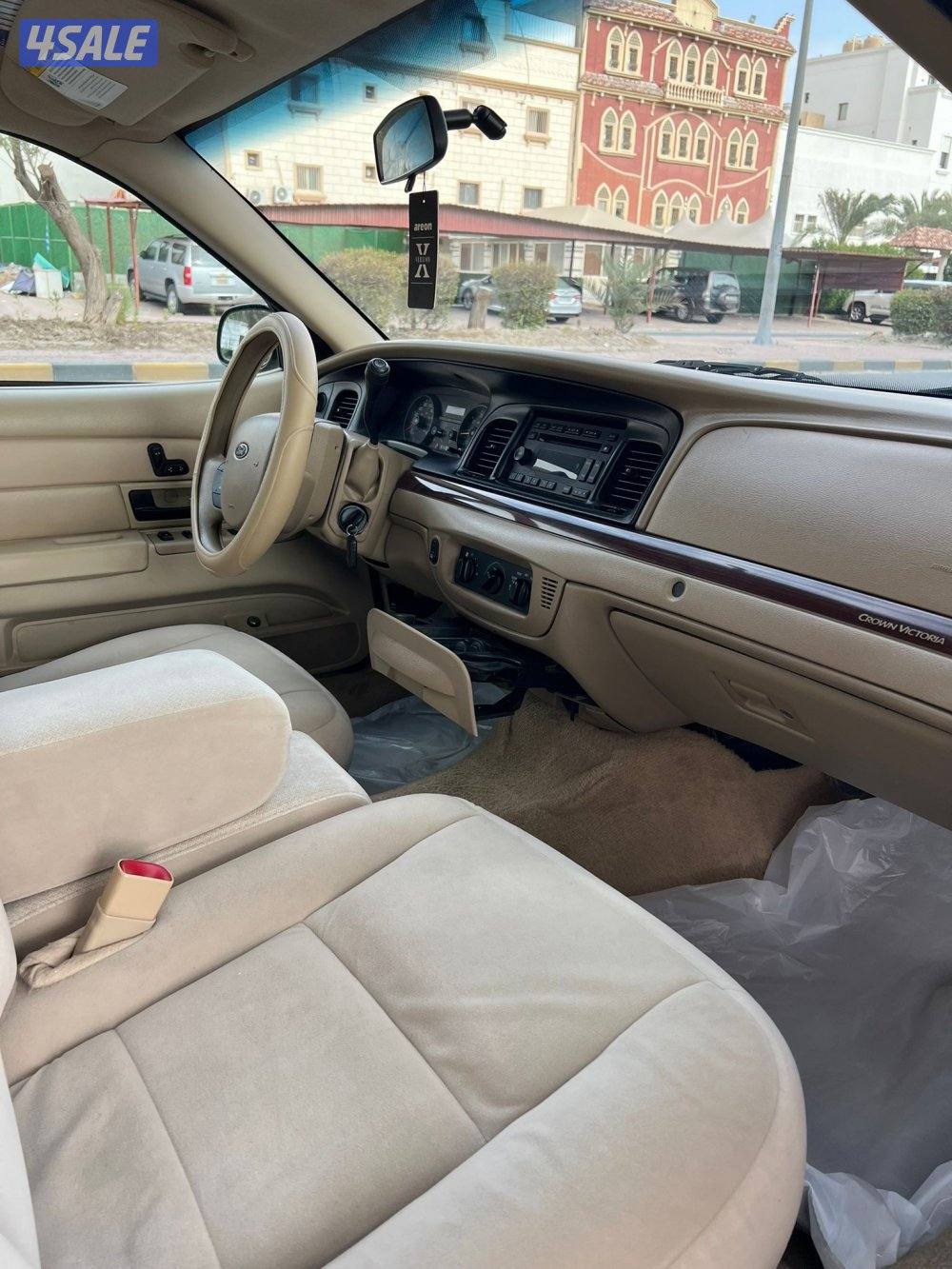 فكتوريا 2012 بحالة الوكالة شرط الفحص كامل اذا فيه شي الفحص علي4