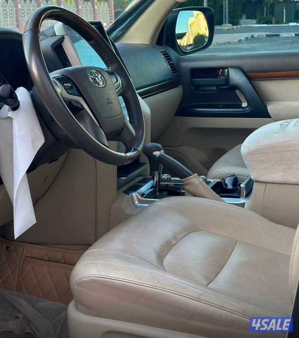 لاندكروز 2018 كامل الموصفات6