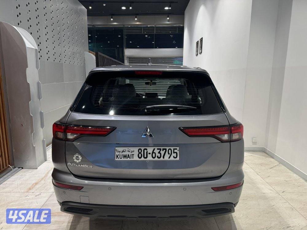 Mitsubishi Outlander1