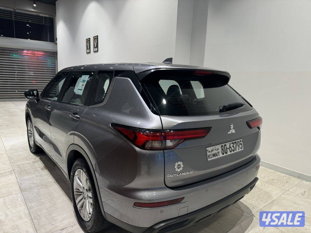 Mitsubishi Outlander4