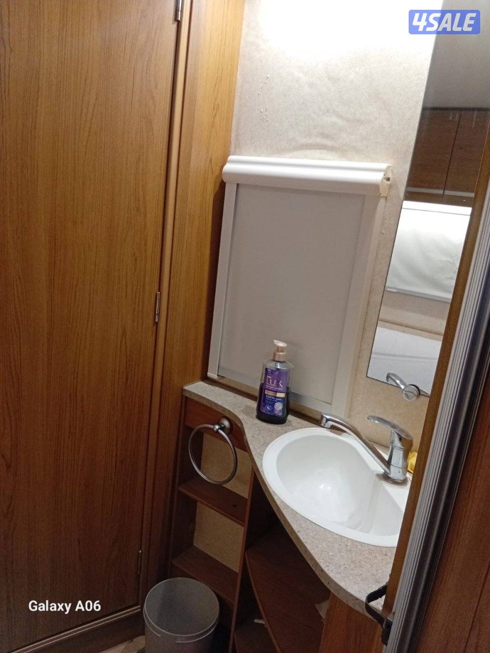 للبيع كرفان أوروبي موديل ٢٠٠٩7