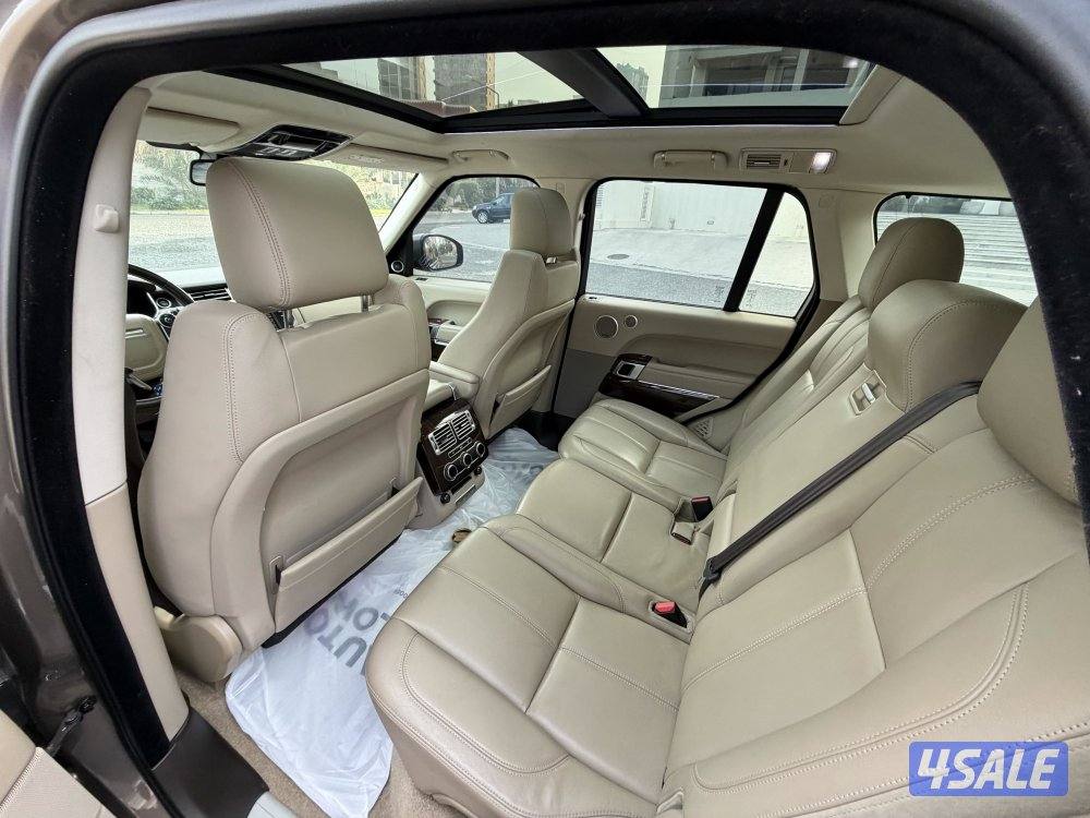 Vogue V8 model 2015 original paint 136km full option9