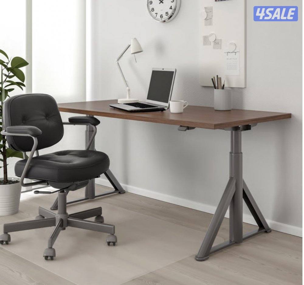 طاولة IKEA IDÅSEN1