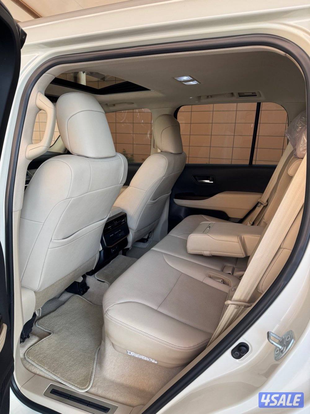 لاندكروزر GXR تون تيربو جلد. الساير.8