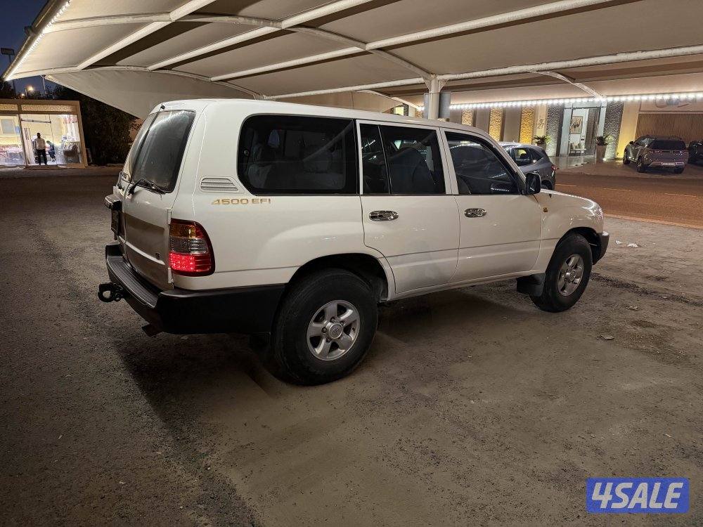 للبيع لاند 2006 GX3