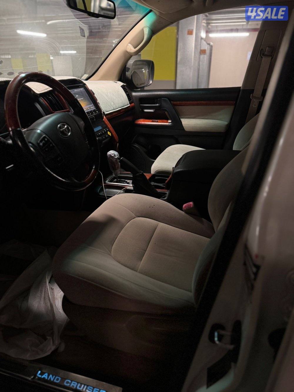 لاندكروزر 20098