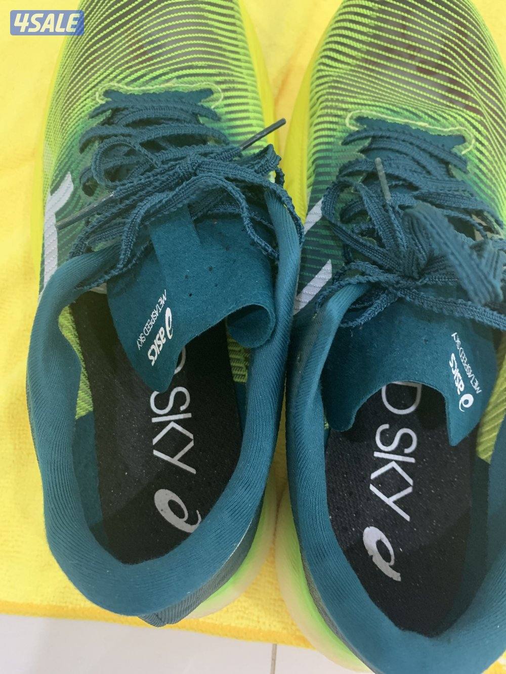 ايسكس اصلي حالت الجديد مقاس 42 للجري معروف0