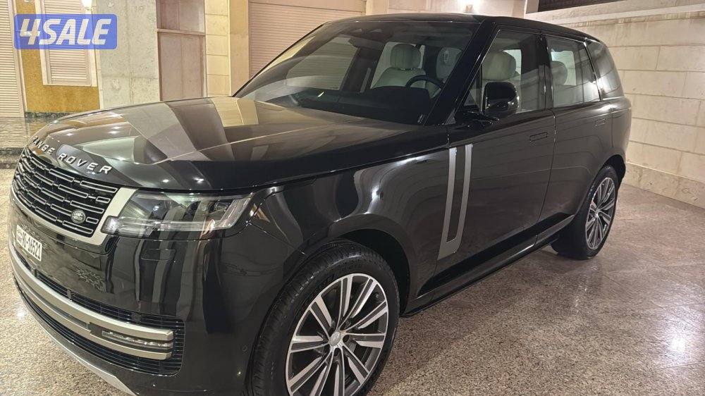 رنج روفر كلاسيك HSE موديل 2025 عداد 10 الف كيلو فقط تحت كفاله شرط فحص1