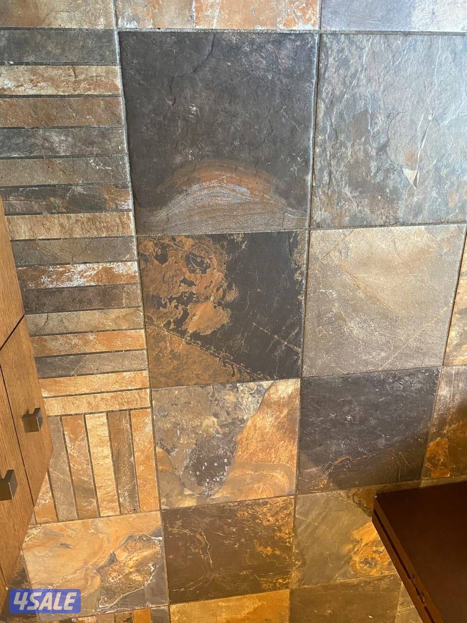 معلم سراميك رخام و ارضيه تكسير تركيب و مقاولات عامه كاشي1