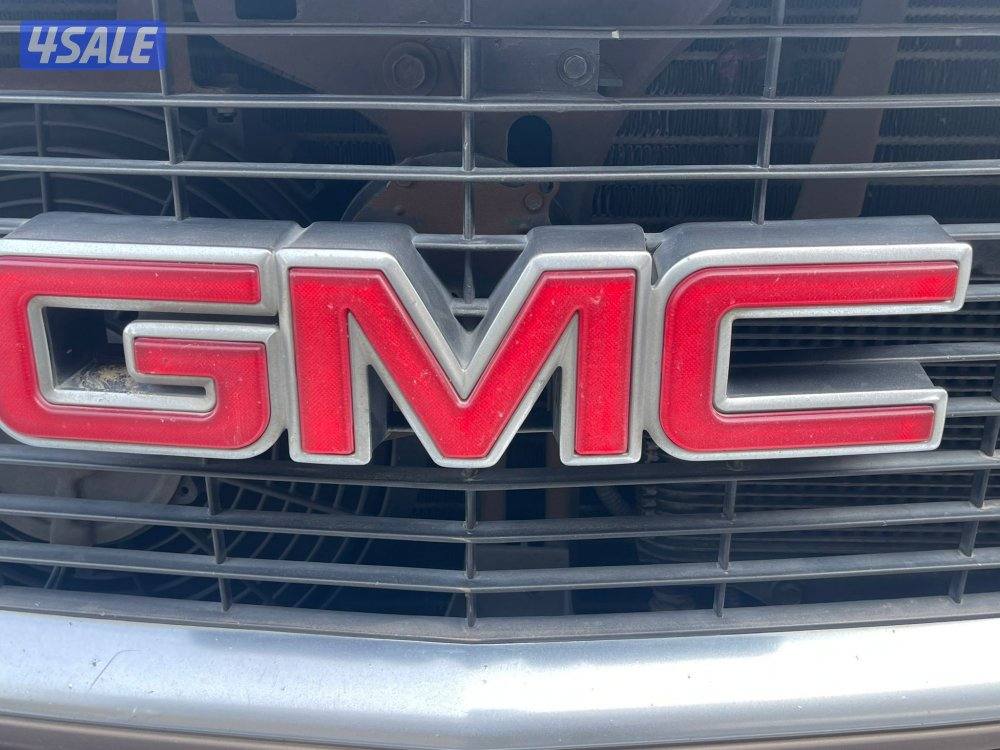 سوبرمان موديل   ١٩٩٦  نضييف جدا استعمال خفيف ماشي171504 km صبغ وكاله0