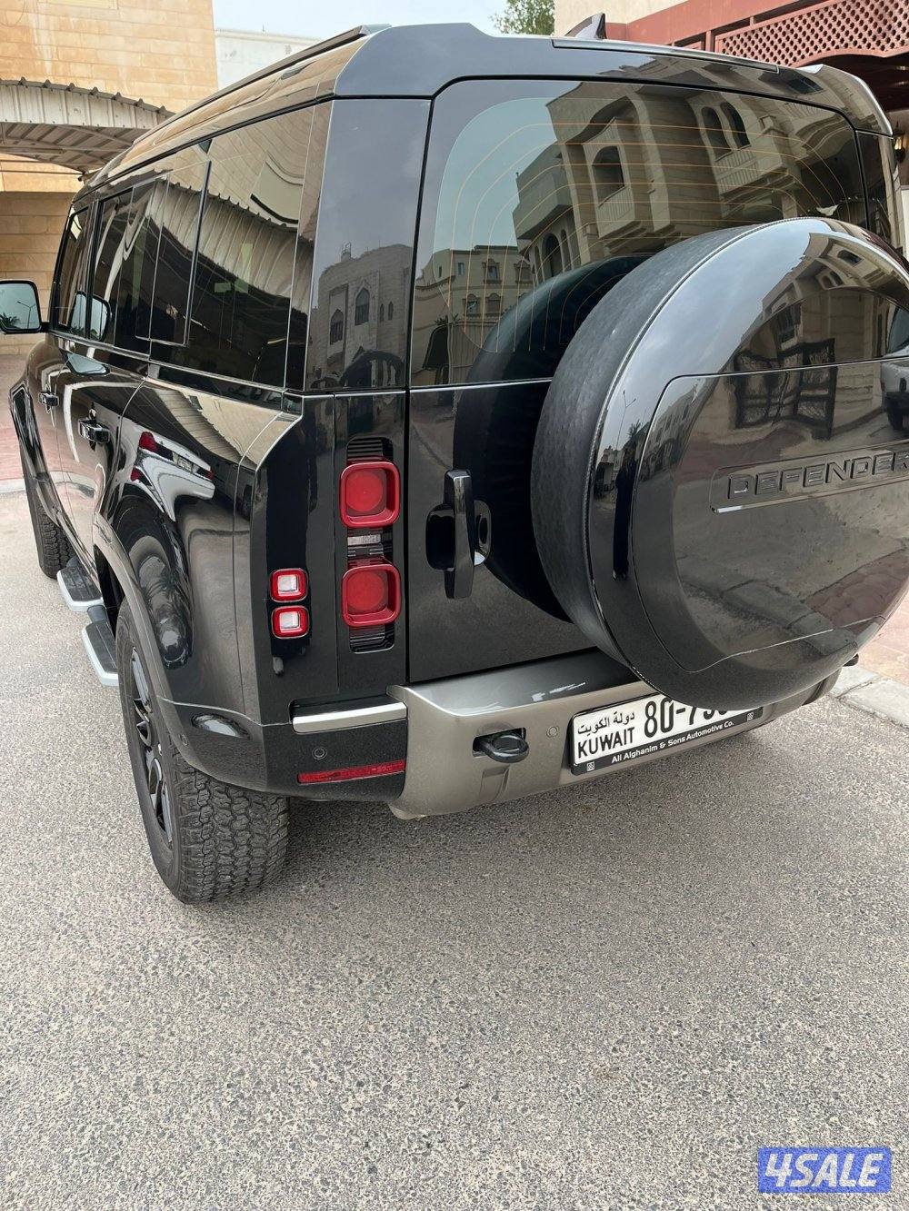 للبيع ديفندر 4 سلندر0