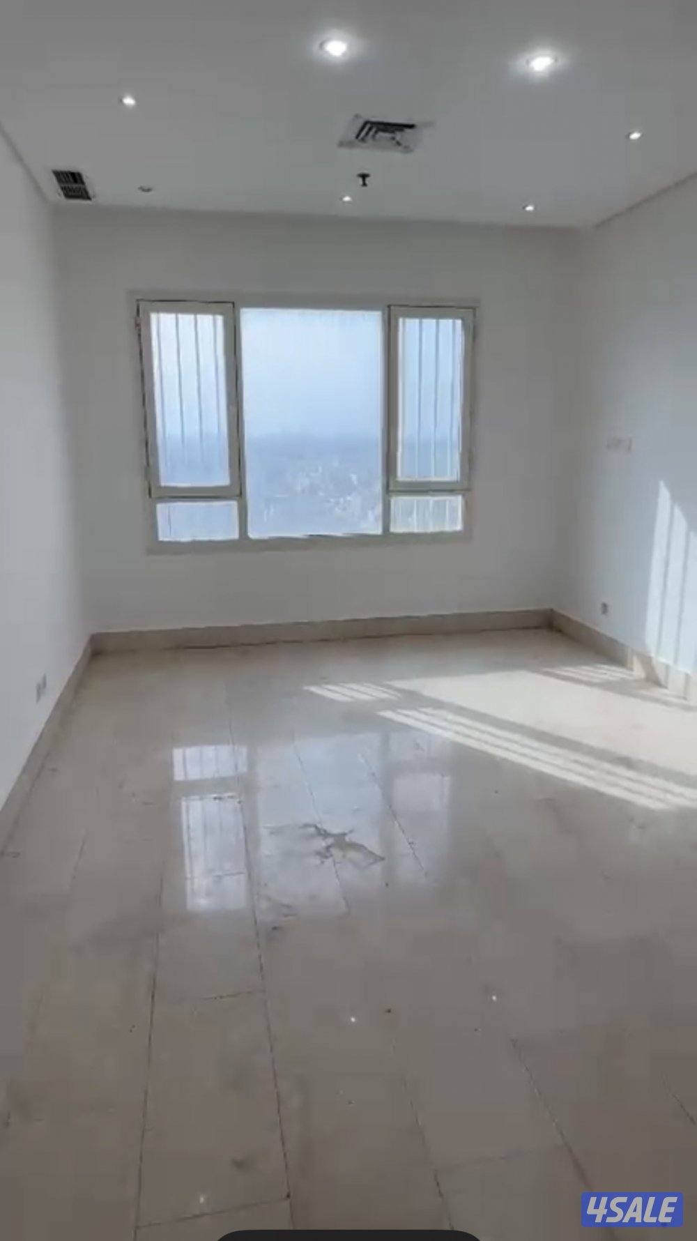 شقه للايجار 3 غرفه منهم غرفه ماستر حولي قطعه 11