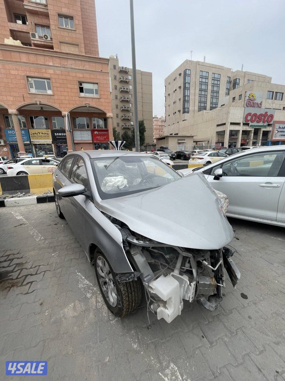 6 سيارات سكراب للبيع3