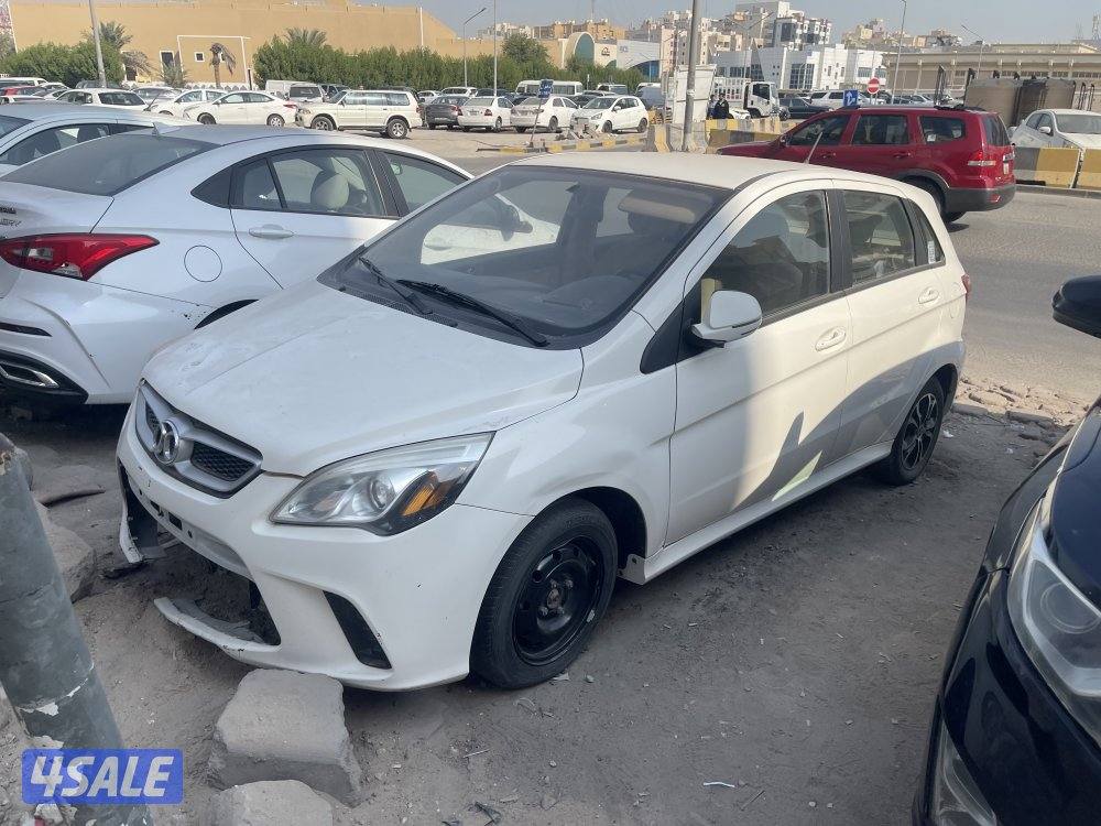 6 سيارات سكراب للبيع6