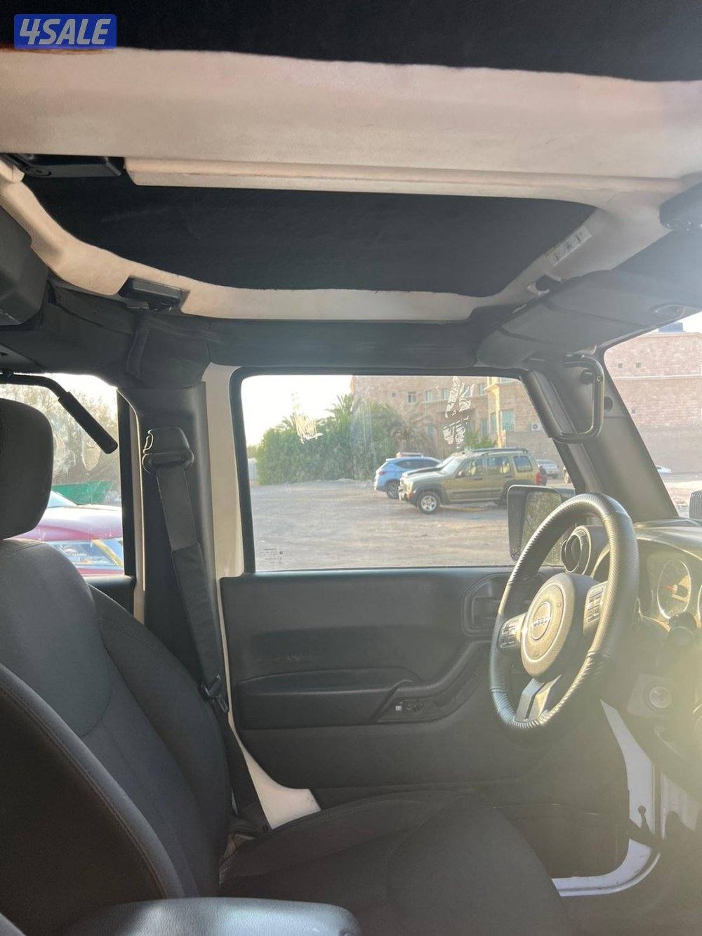 للبيع جيب رانجلر سبورت 2015  عداد 184,0004