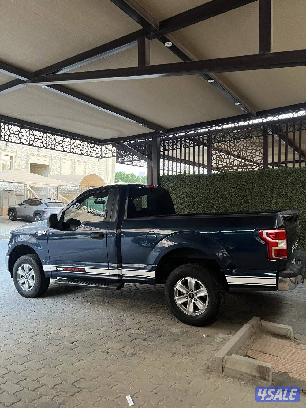 فورد F1502