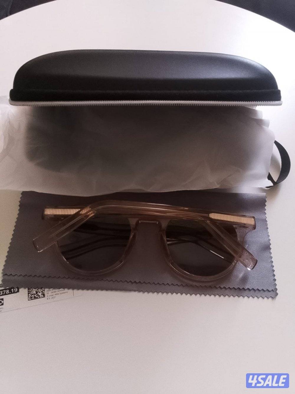 D1MILANO + Glasses + pen7