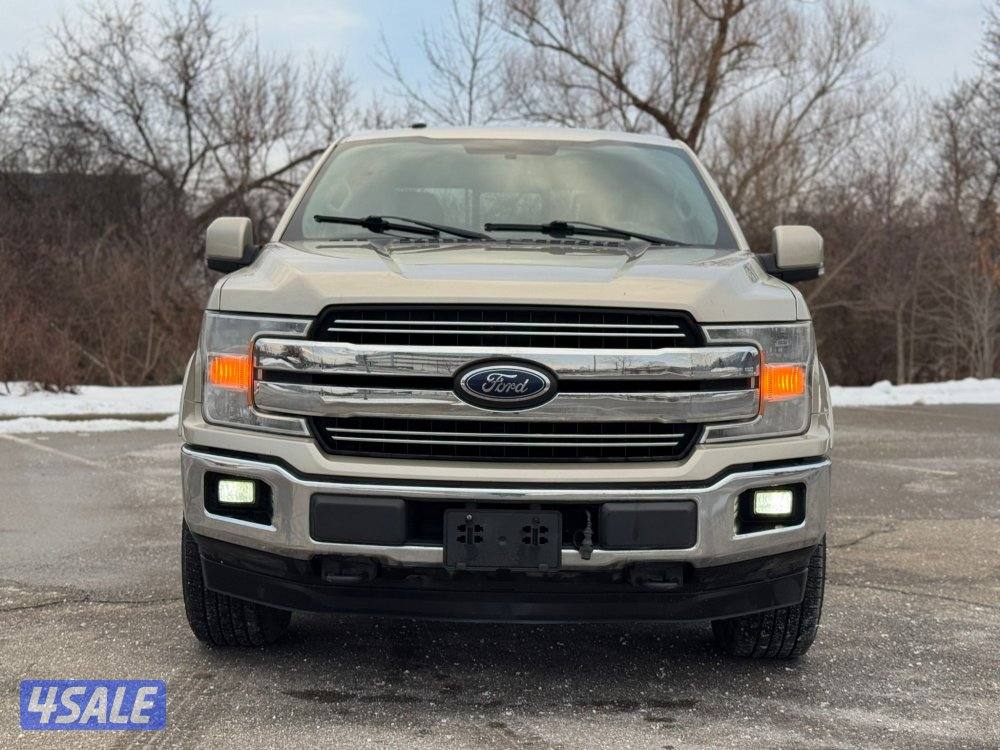 للبيع فورد لاريت8