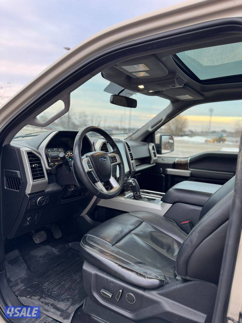 للبيع فورد لاريت13