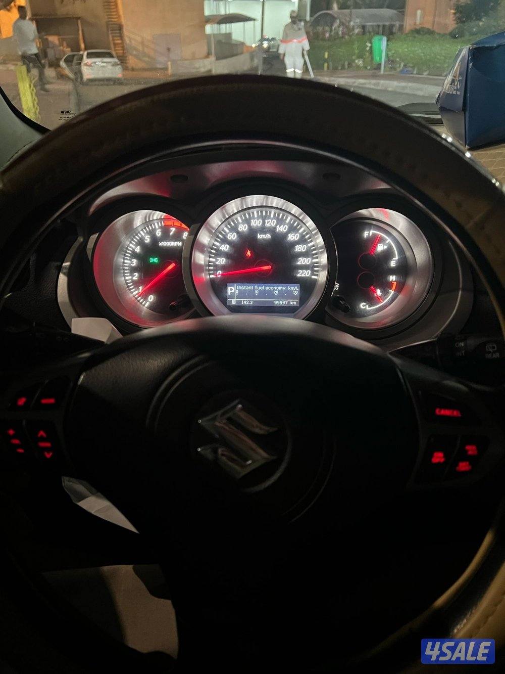 قرند فيتاره نضيف جدن شرط الفحص ماشي130المديل 20014لايتات زنن ملبس كامل2