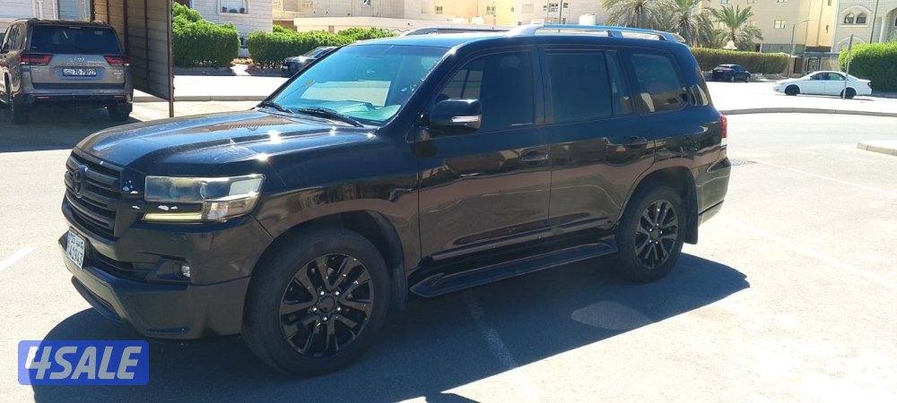 لاند كروزر ٢٠١٧5