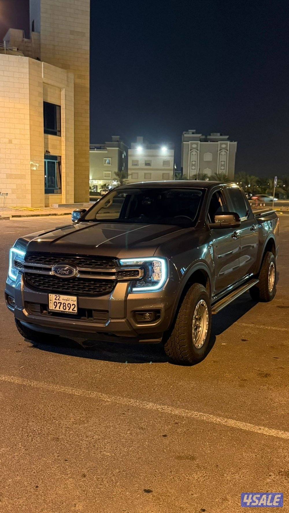 وانيت فورد0