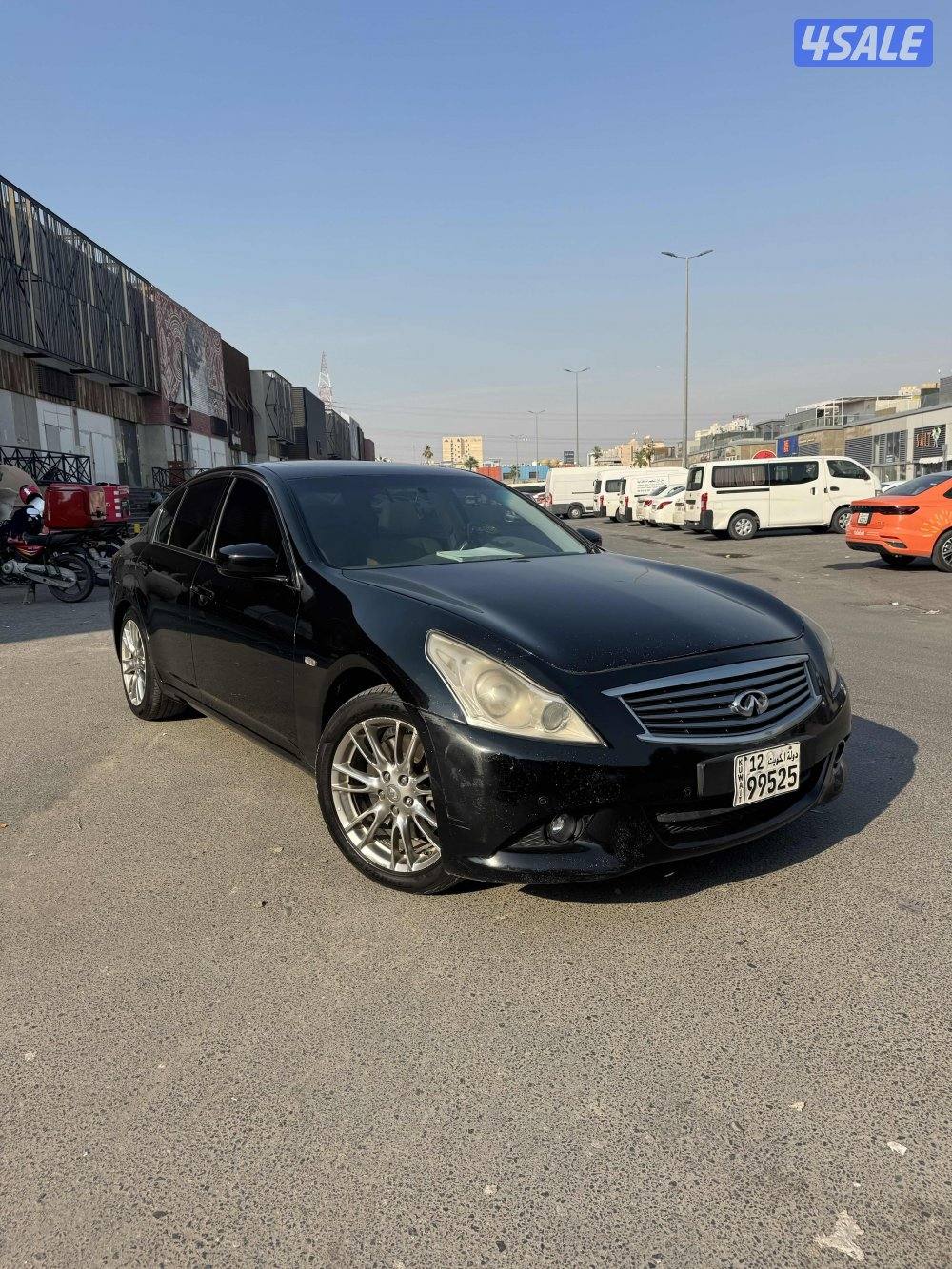 انفنتي G25موديل ٢٠١٢ فول اوبشن ممشي السياره ٢٥٠ الف كيلو شرط الفحص1