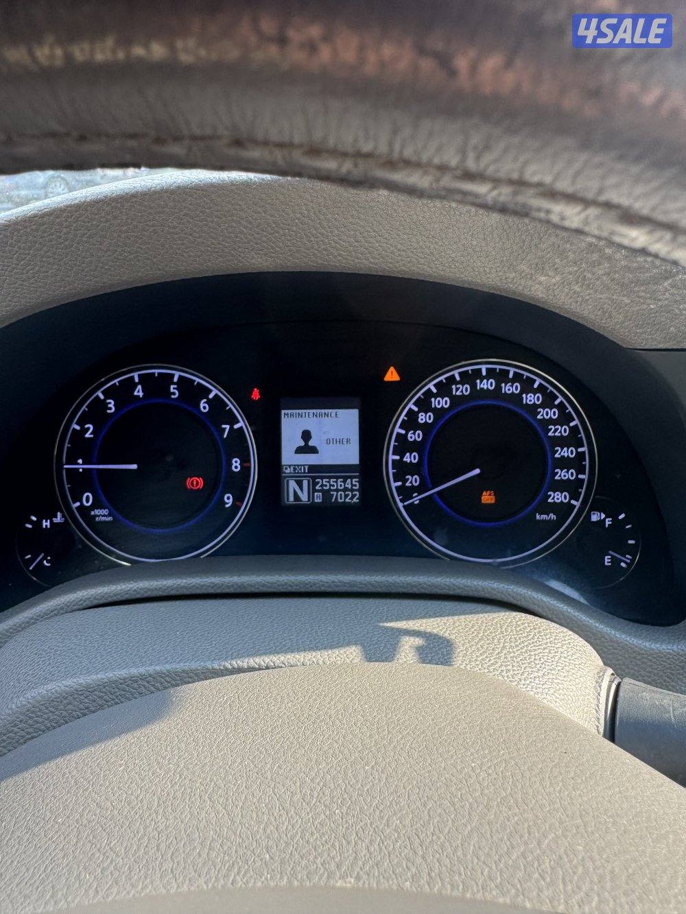 انفنتي G25موديل ٢٠١٢ فول اوبشن ممشي السياره ٢٥٠ الف كيلو شرط الفحص7