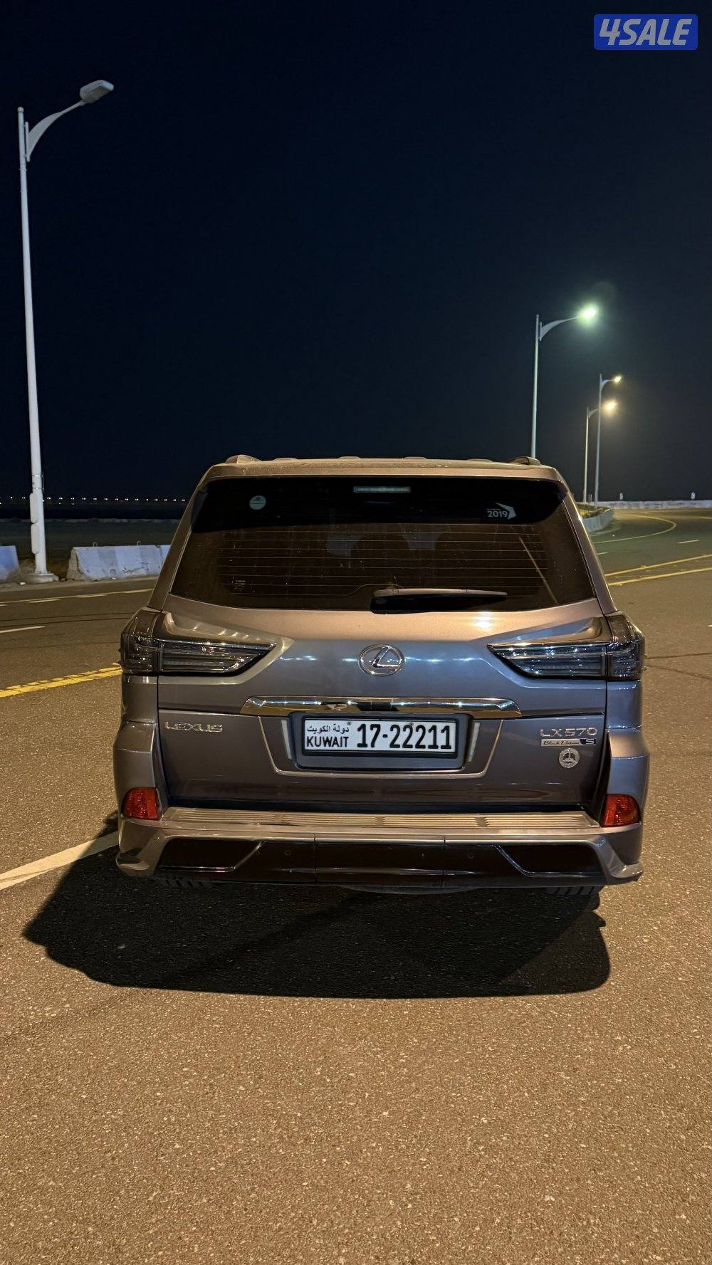 جيب لكزس سبورت ٢٠١٩ قمه بالنظافه2