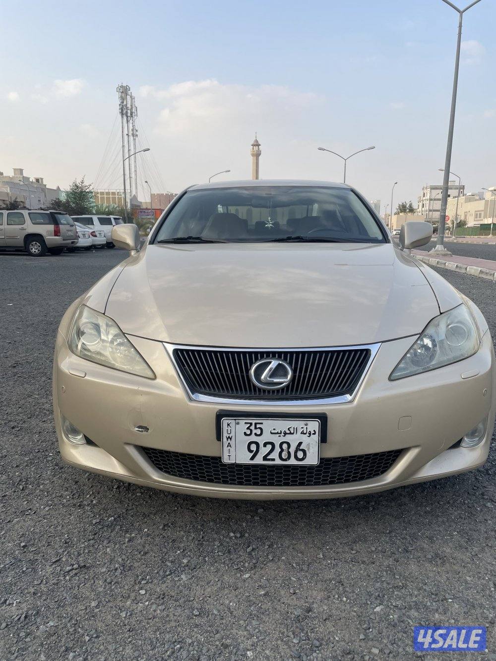 للبيع لكزس 2008 iS0