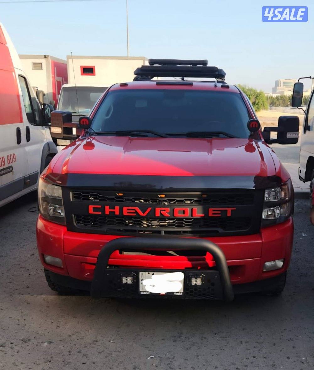 للبيع او البدل سلفرادو Z71 مجهز بالكامل0