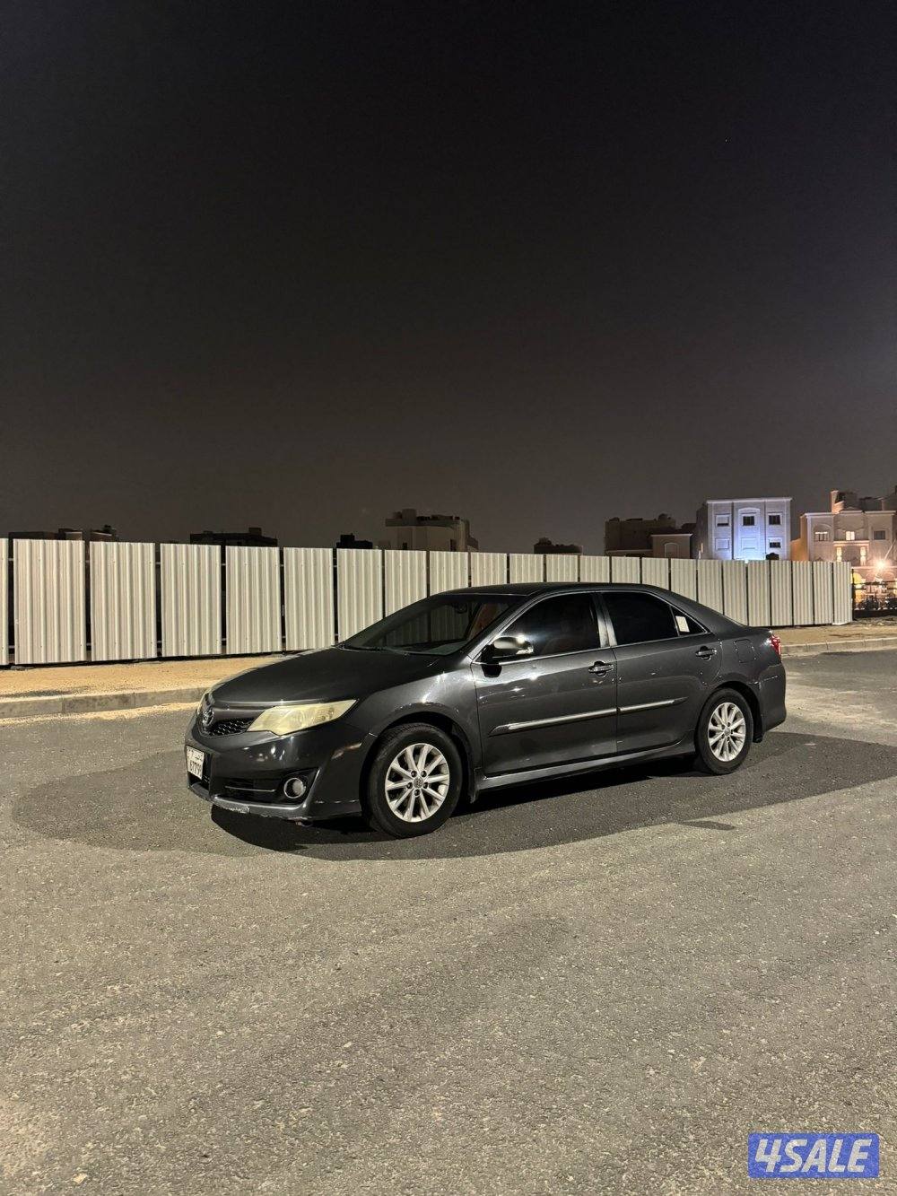 للبيع كامري GLX الساير0