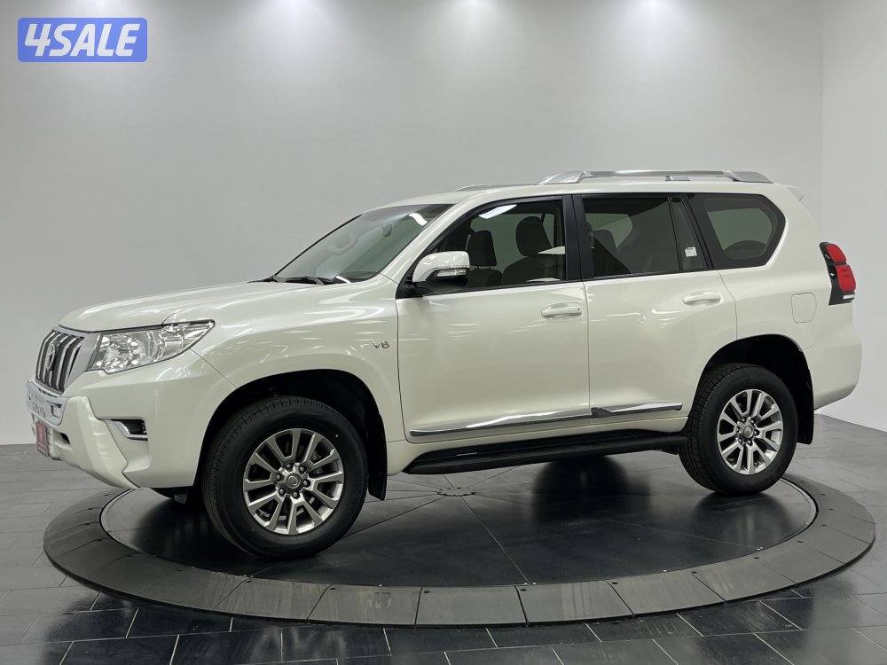 TOYOTA PRADO 6 CYL TXL MID OPTION0