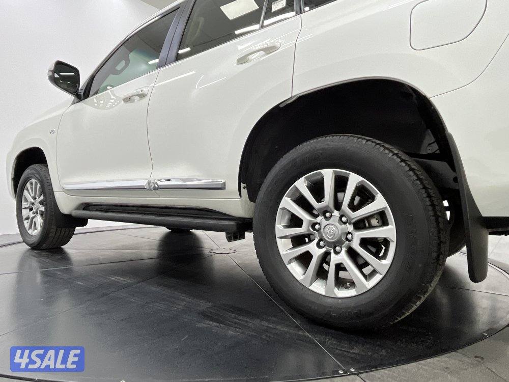 TOYOTA PRADO 6 CYL TXL MID OPTION9