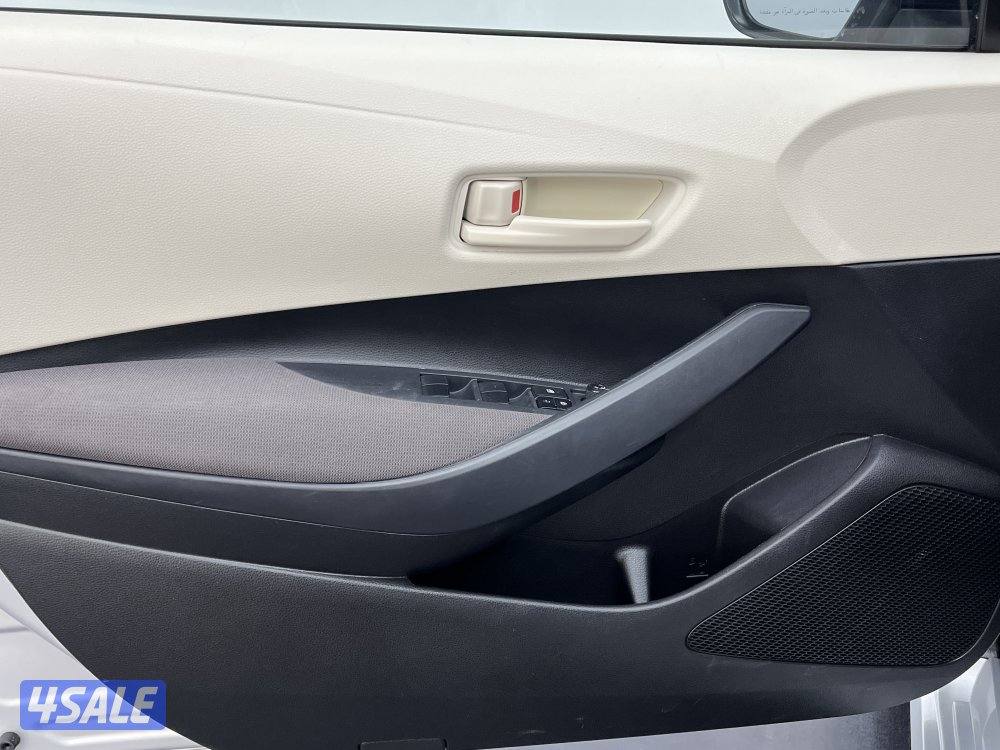 TOYOTA COROLLA 1.6L XLI STD OPTION10