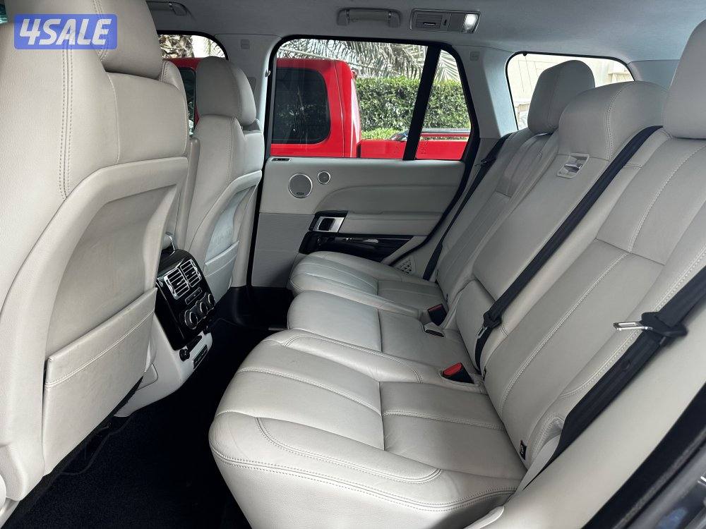 رنج روفر نظيف جدا9