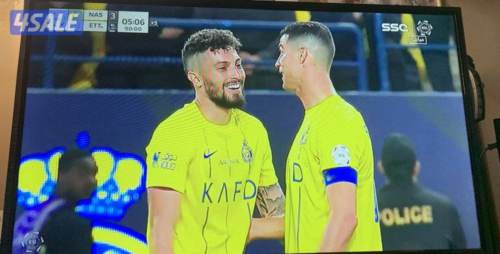 تلفزيون سمارت 32 بوصه شغال ميه بالميه استعمل نظيف جداً0