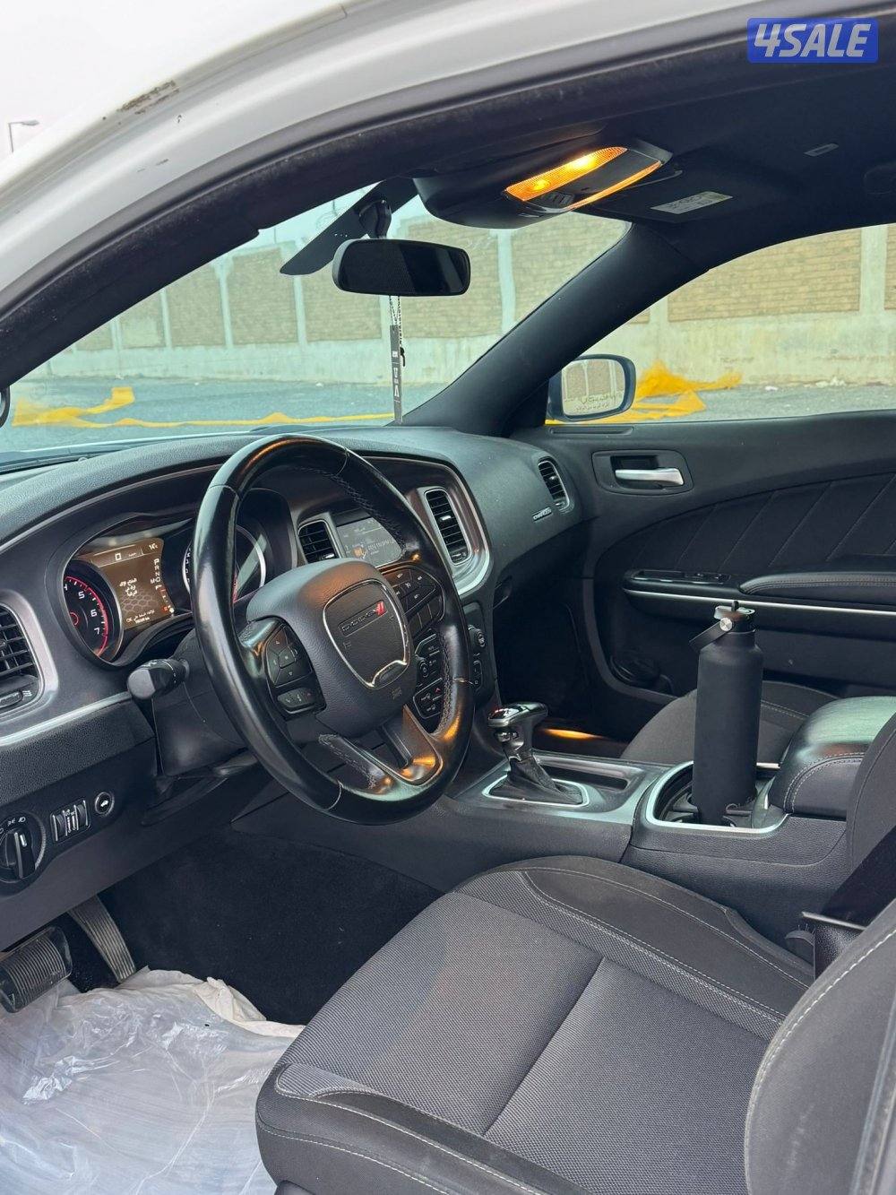 للبيع دودج شارجر5