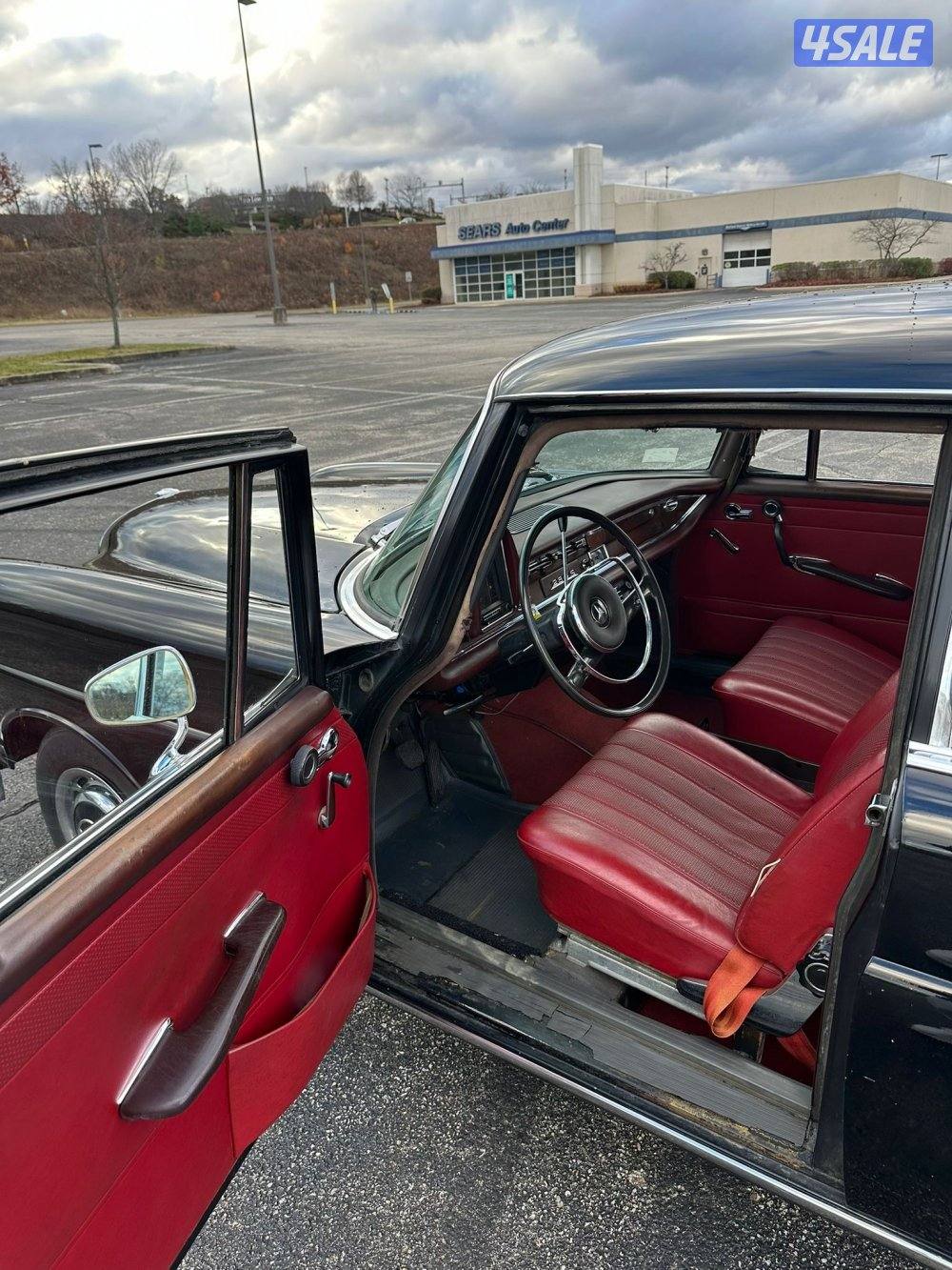 مرسيدس S280موديل 1967 عداد ٣٠ الف ميل3