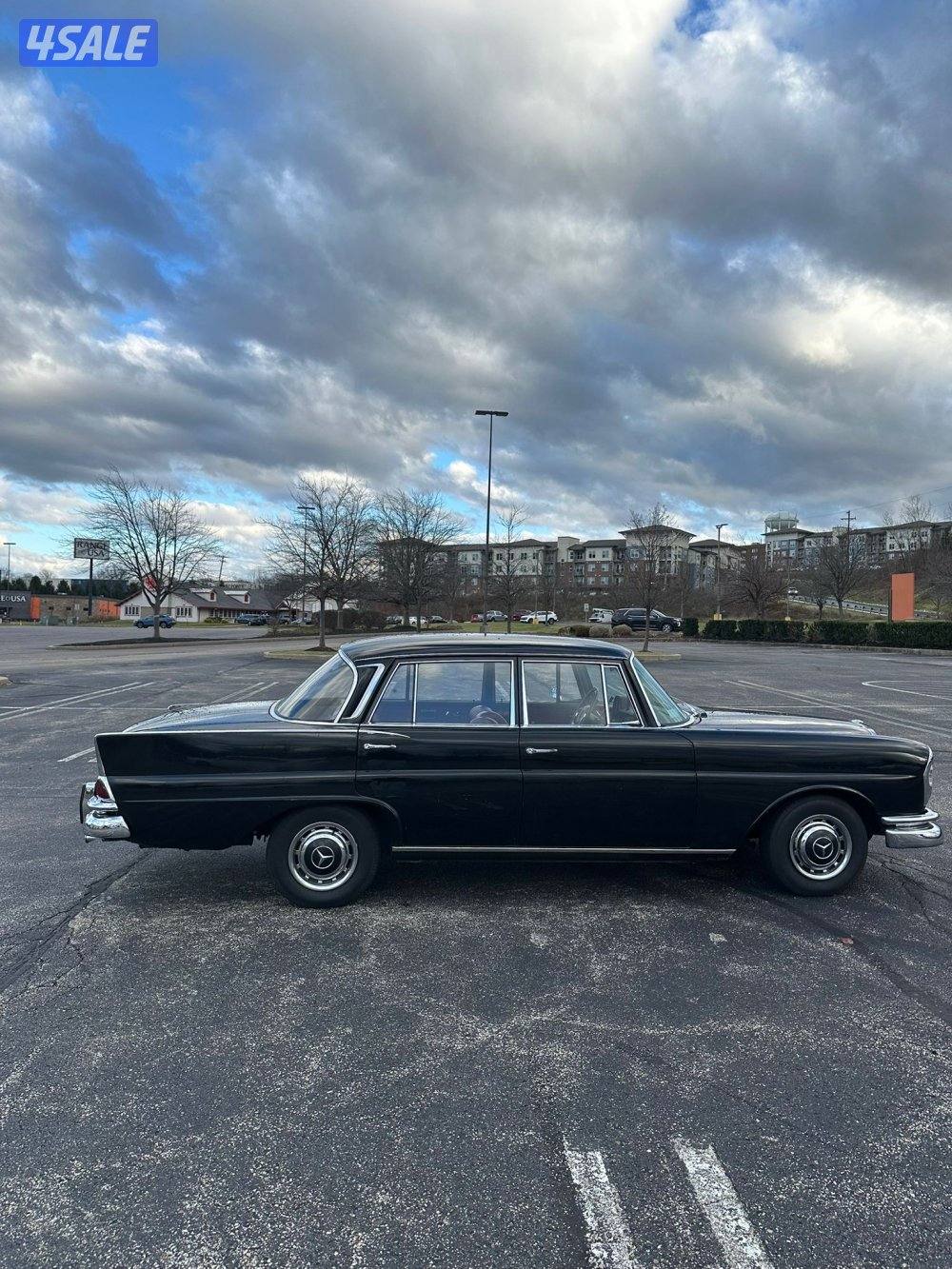 مرسيدس S280موديل 1967 عداد ٣٠ الف ميل4