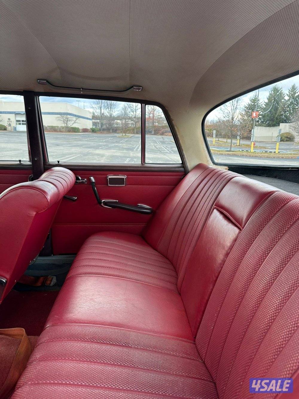 مرسيدس S280موديل 1967 عداد ٣٠ الف ميل7