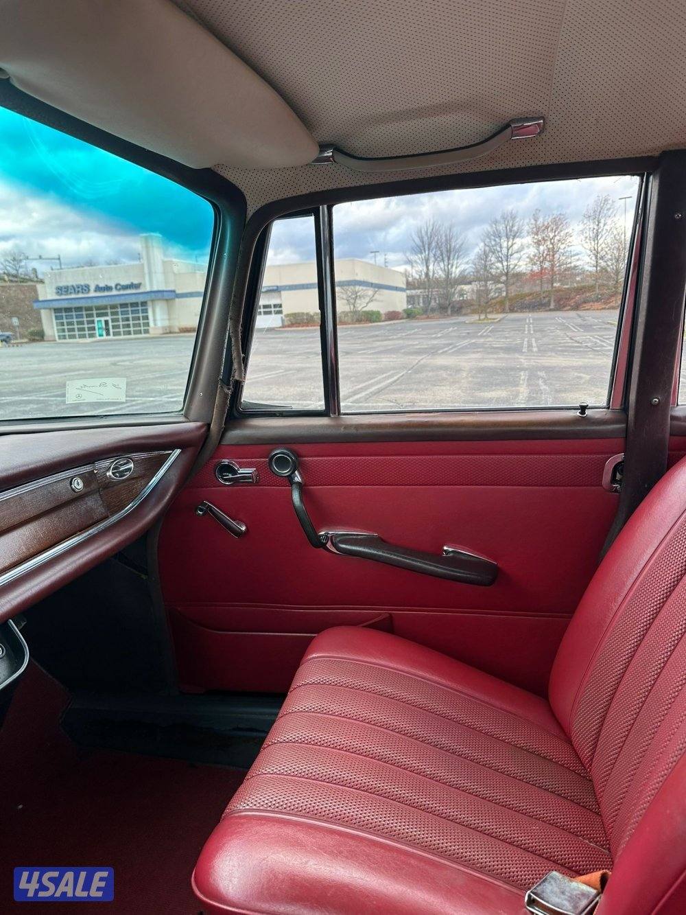 مرسيدس S280موديل 1967 عداد ٣٠ الف ميل8