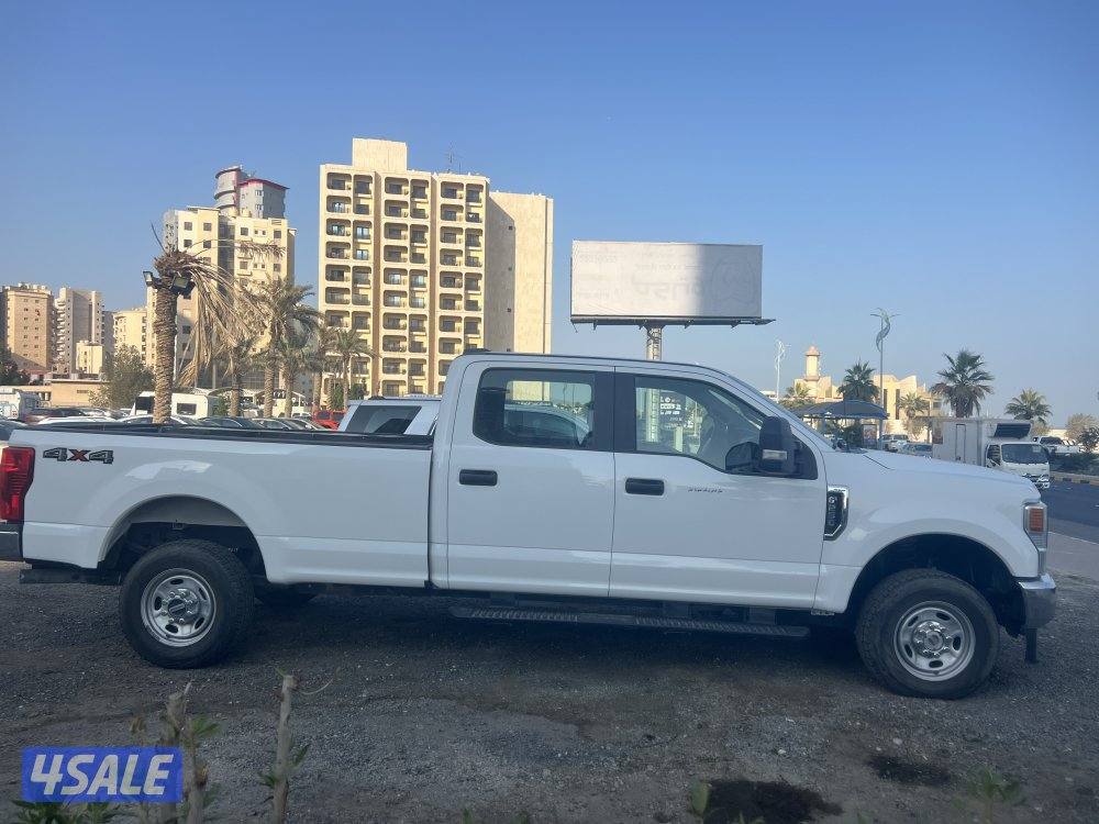 وانيت فورد F250 سوبر دوتي2021 ماشي 116 بحاله ممتازه دبل جير وشرط الفحص0