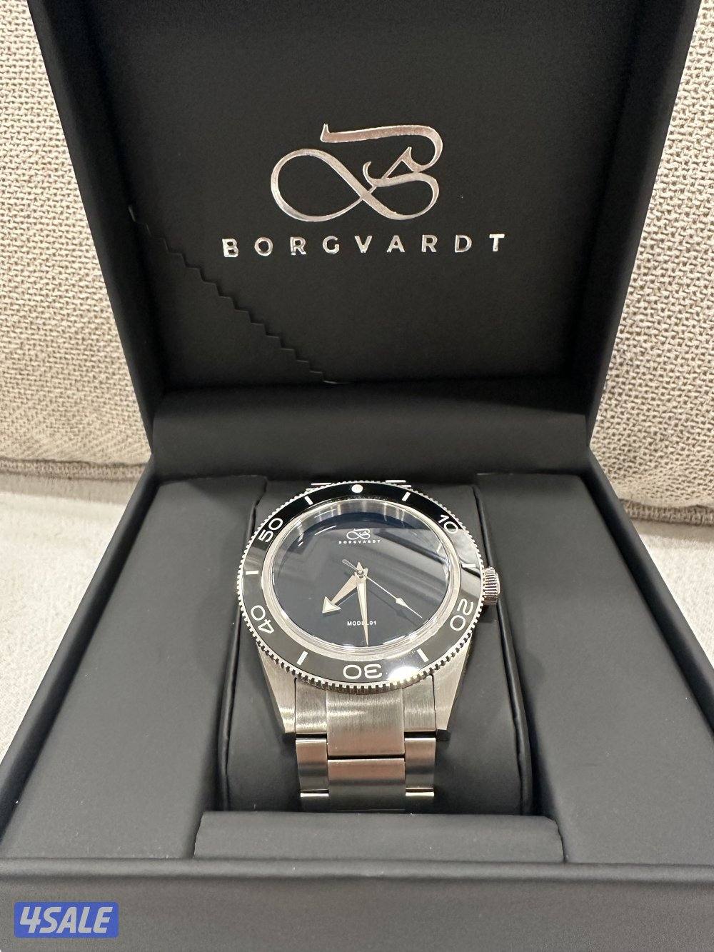 ساعة سويدية1