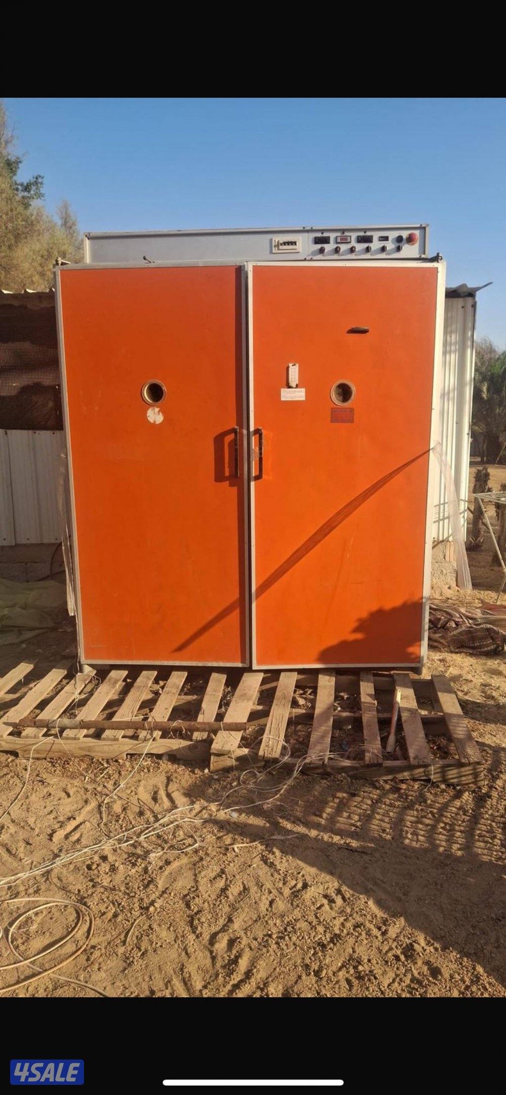 فقاسه إيطاليه ممتازه للتفقيس لمشاريع الدواجن انتاج ممتاز2