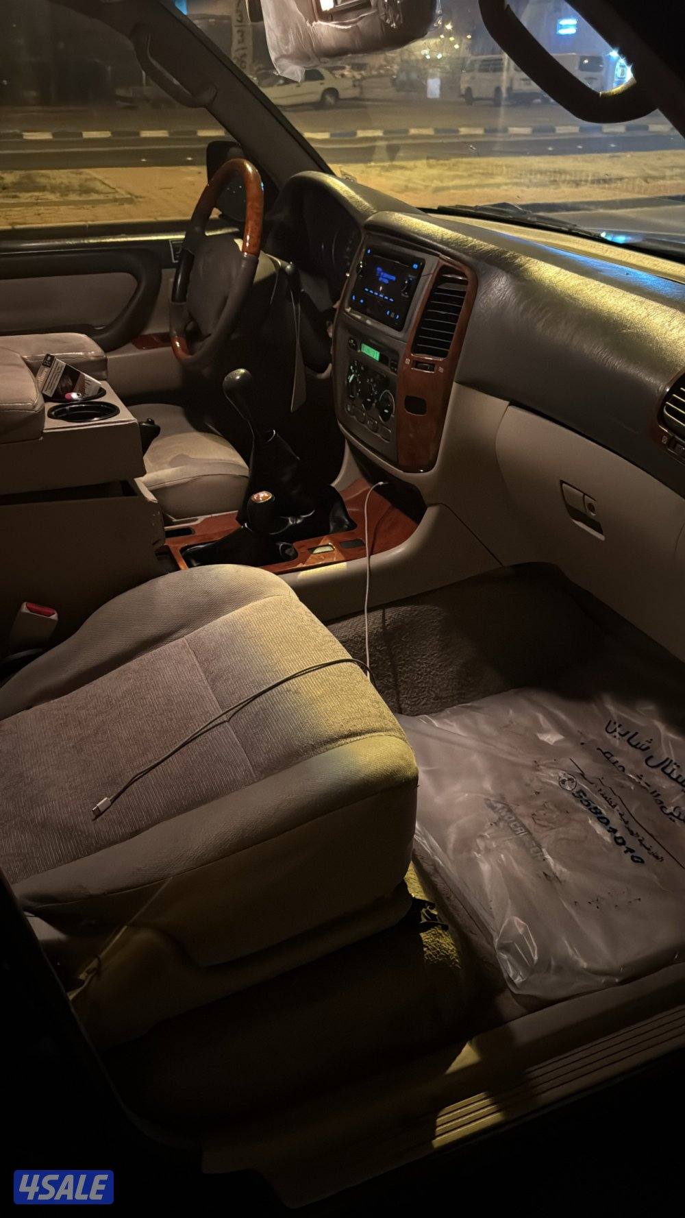 للبيع لاند GX.R قير عادي محول شرط الفحص شاصي جيد2